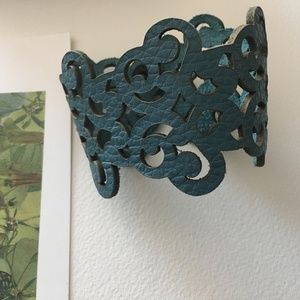 Blue leather  Boho Cut Out Scroll Pattern Bracelet preowned